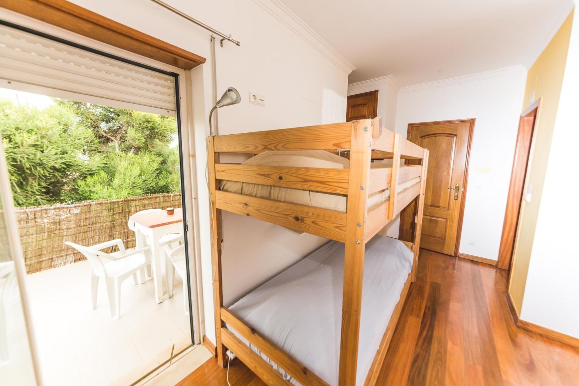 Ericeira Chill Hill Hostel & Private Rooms Exterior photo
