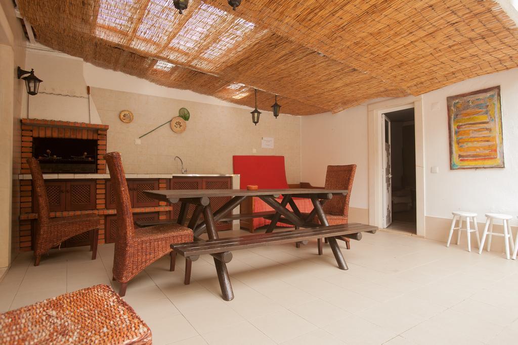Ericeira Chill Hill Hostel & Private Rooms Exterior photo