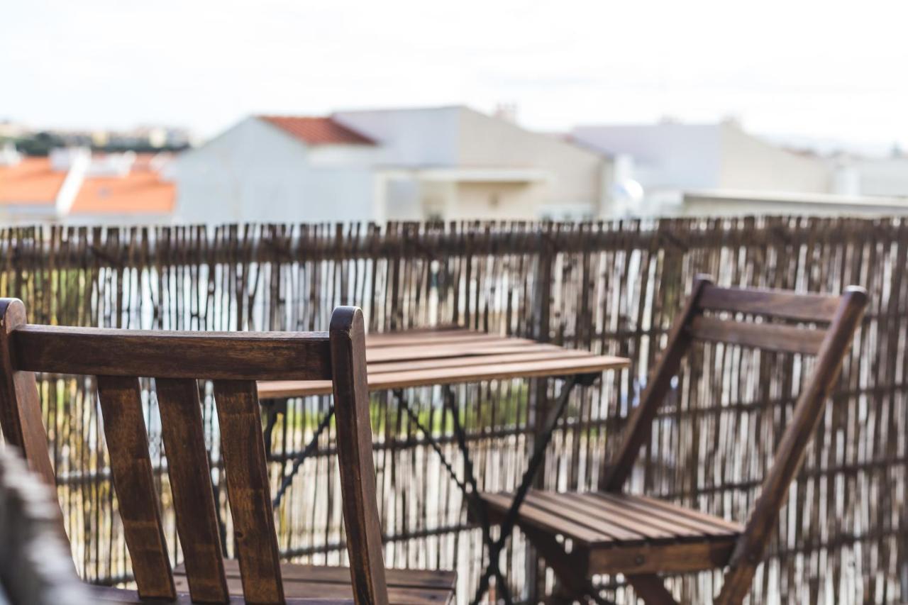 Ericeira Chill Hill Hostel & Private Rooms Exterior photo