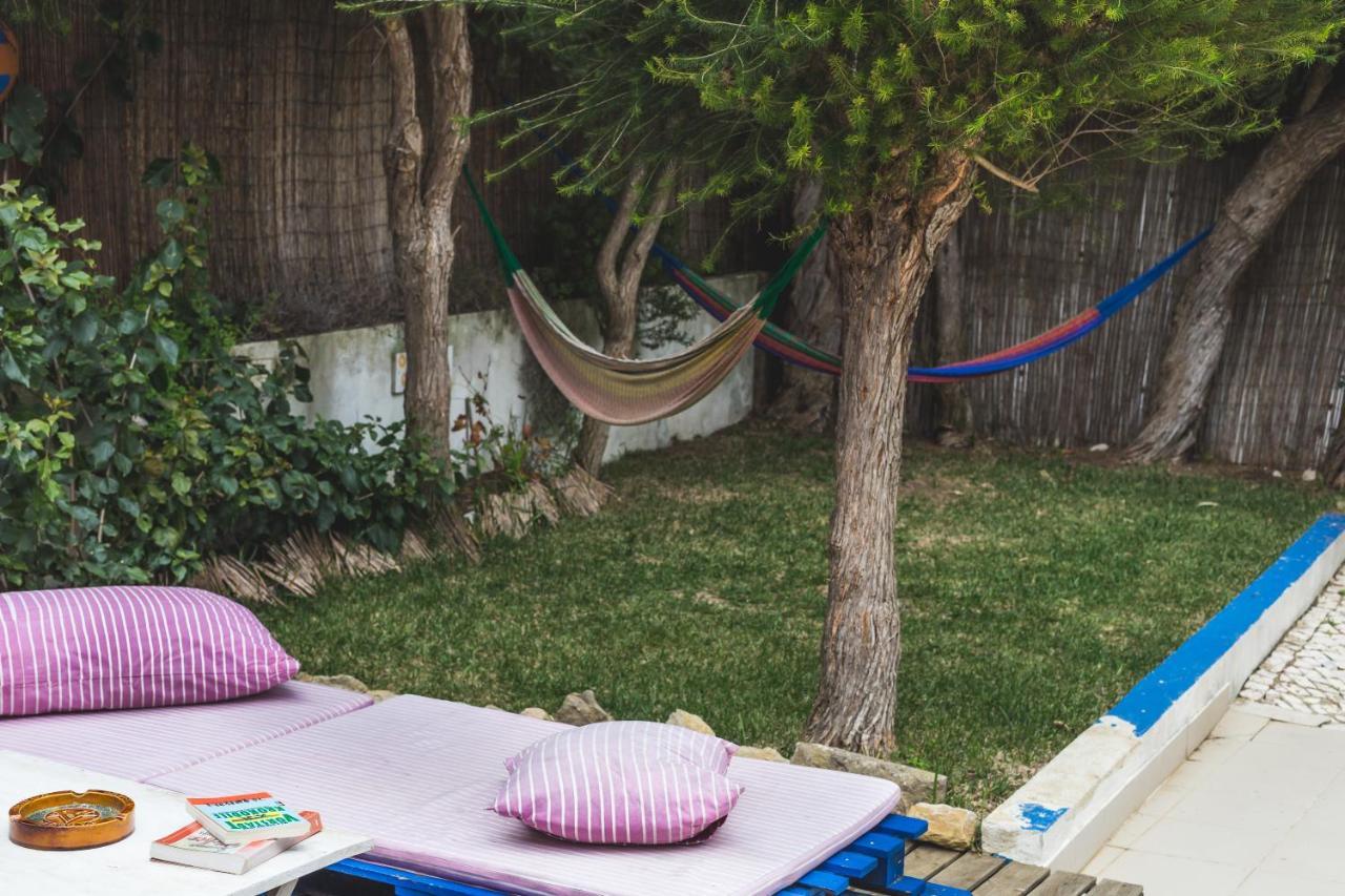 Ericeira Chill Hill Hostel & Private Rooms Exterior photo